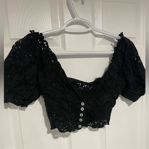 Urban Outfitters - Lace Crop Top - Picture 3 of 6